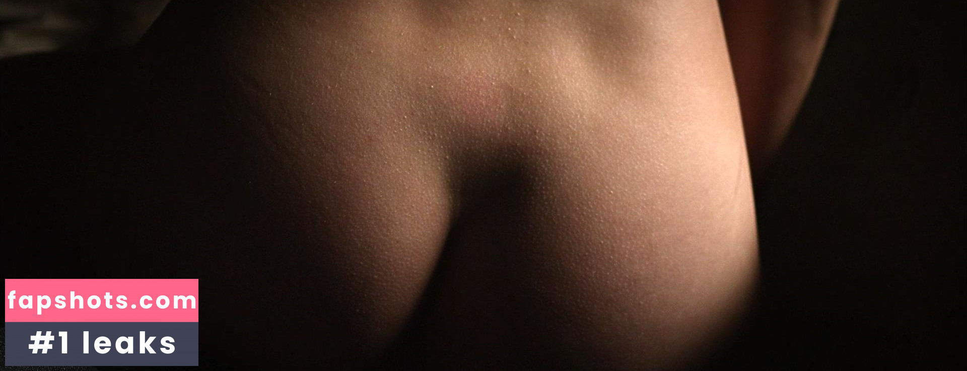 Nikki Reed gallery photo #38