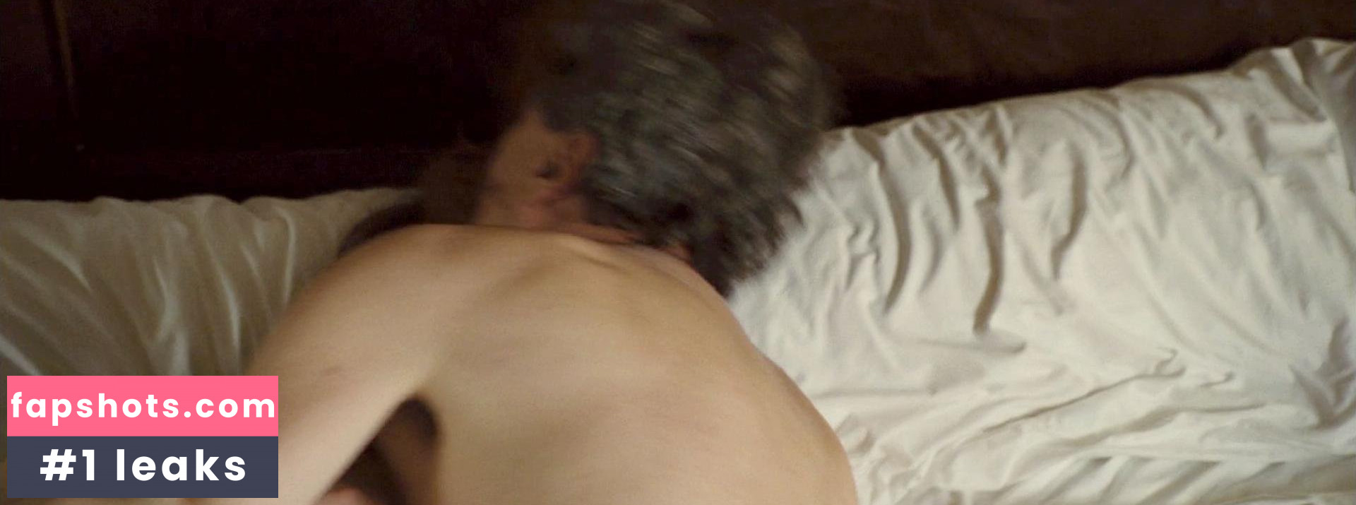 Nikki Shiels gallery photo #13