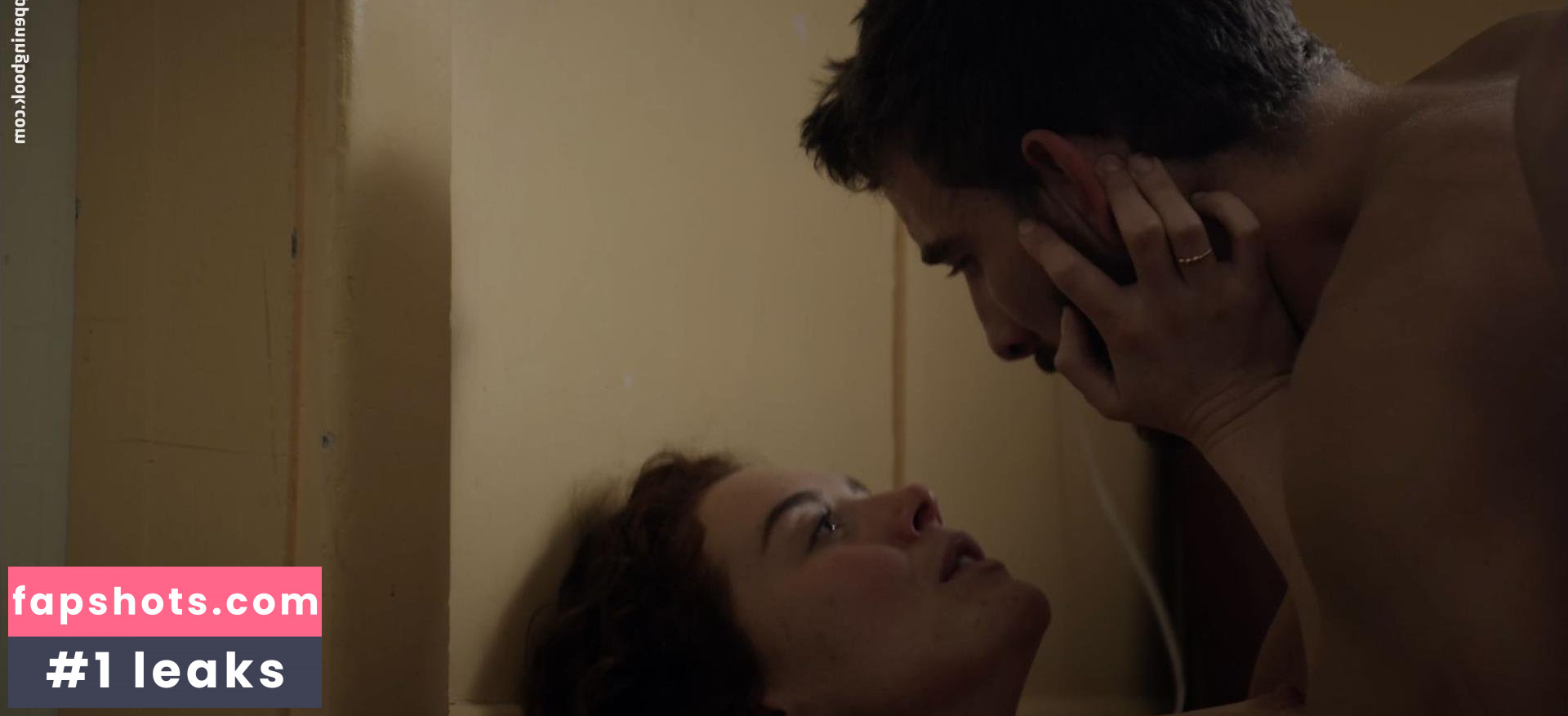 Nikki Shiels gallery photo #16