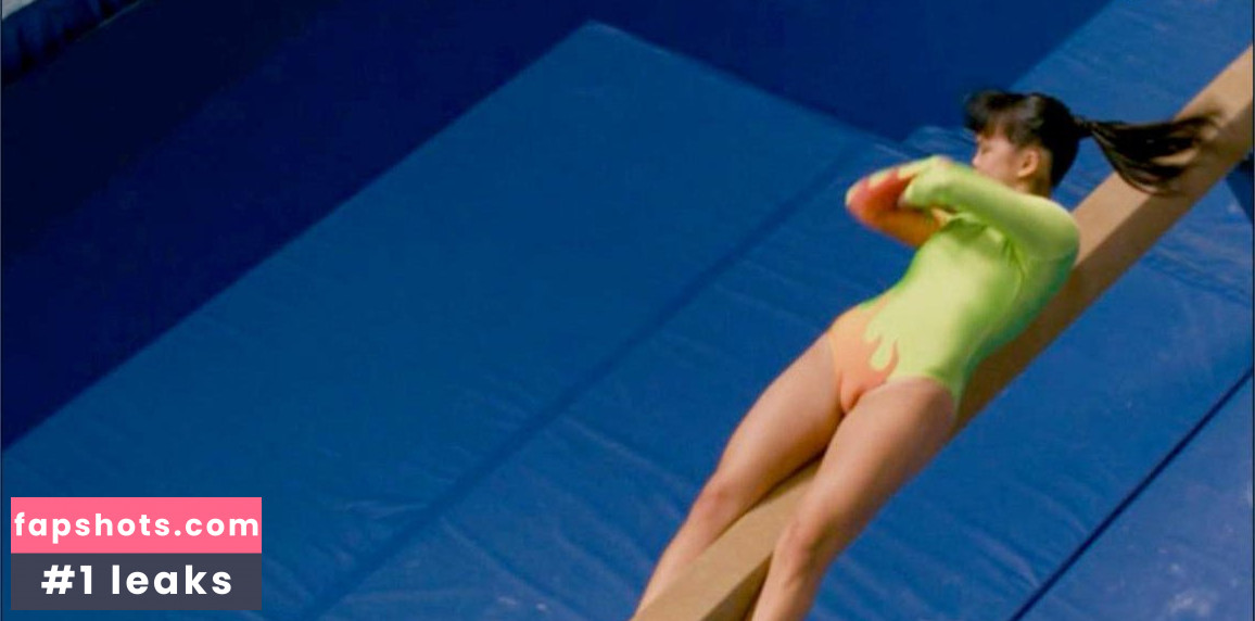 Nikki SooHoo gallery photo #3