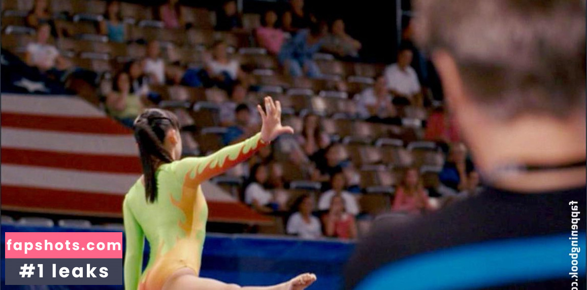 Nikki SooHoo gallery photo #4