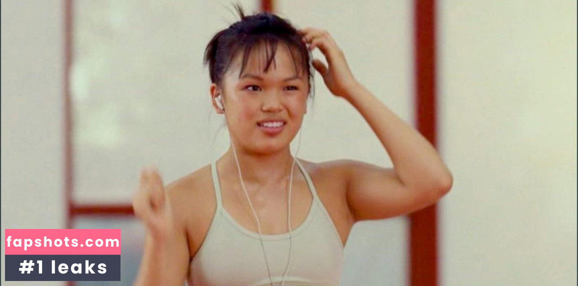 Nikki SooHoo gallery photo #6