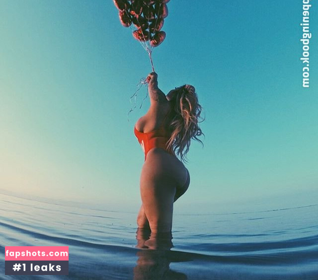 Nikki Sotelo gallery photo #27