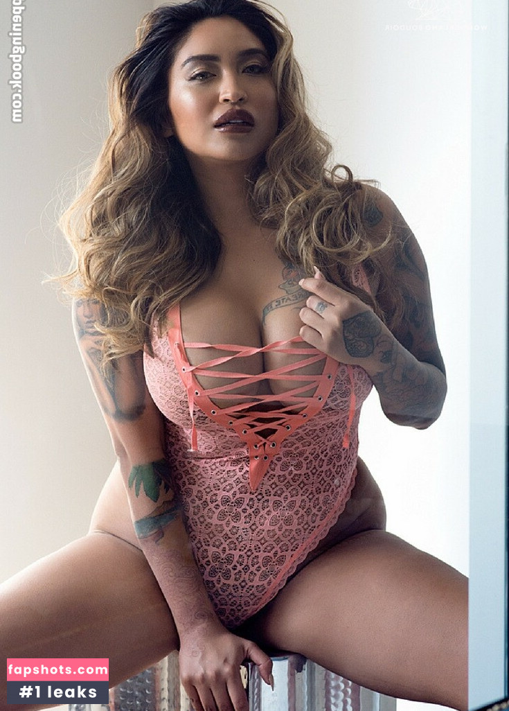 Nikki Sotelo gallery photo #8