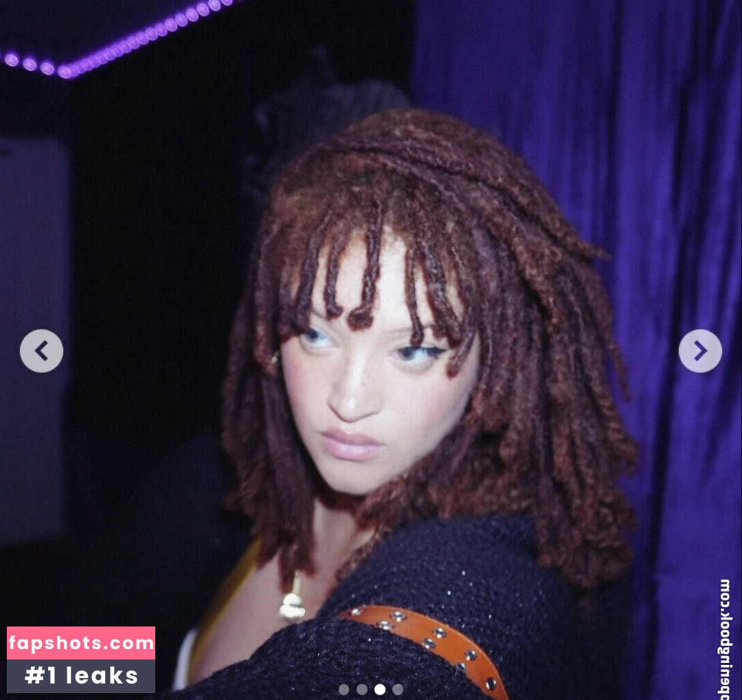 Nikkie Ginger gallery photo #5