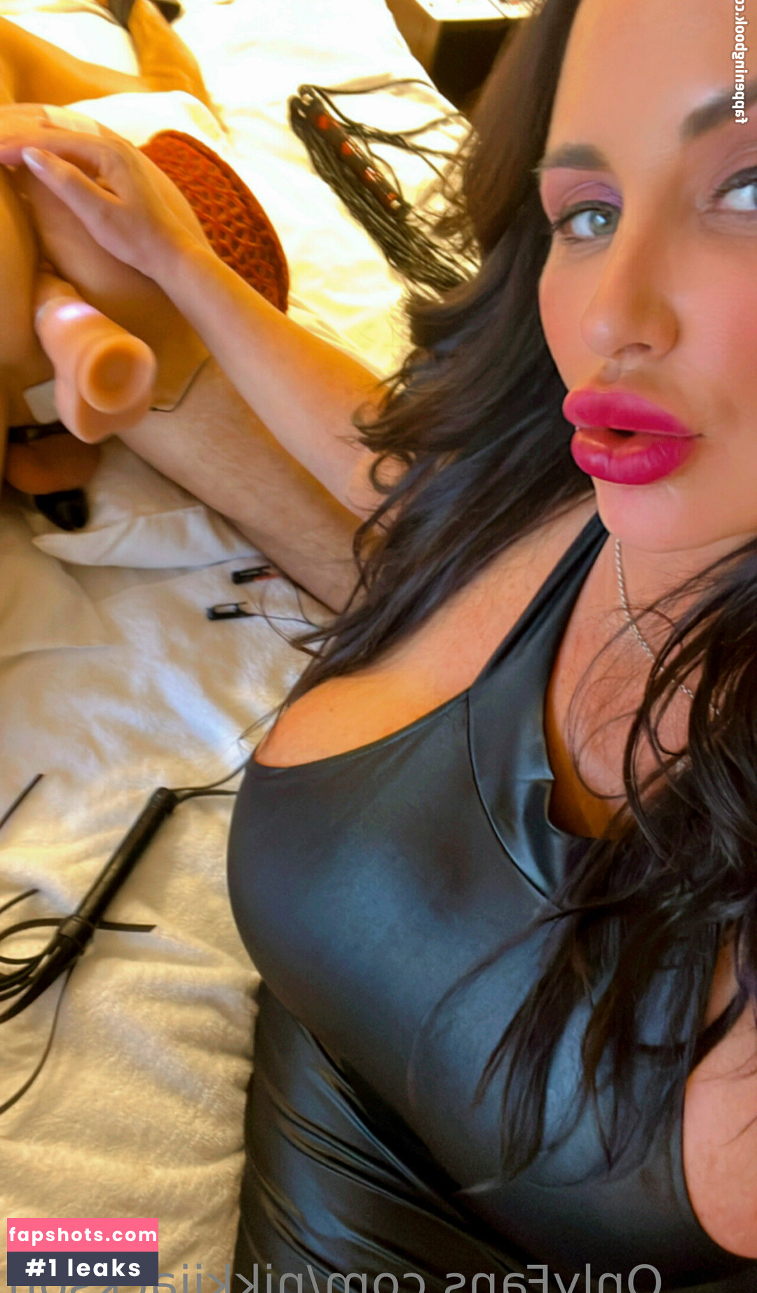 nikkijackson nude babe gallery