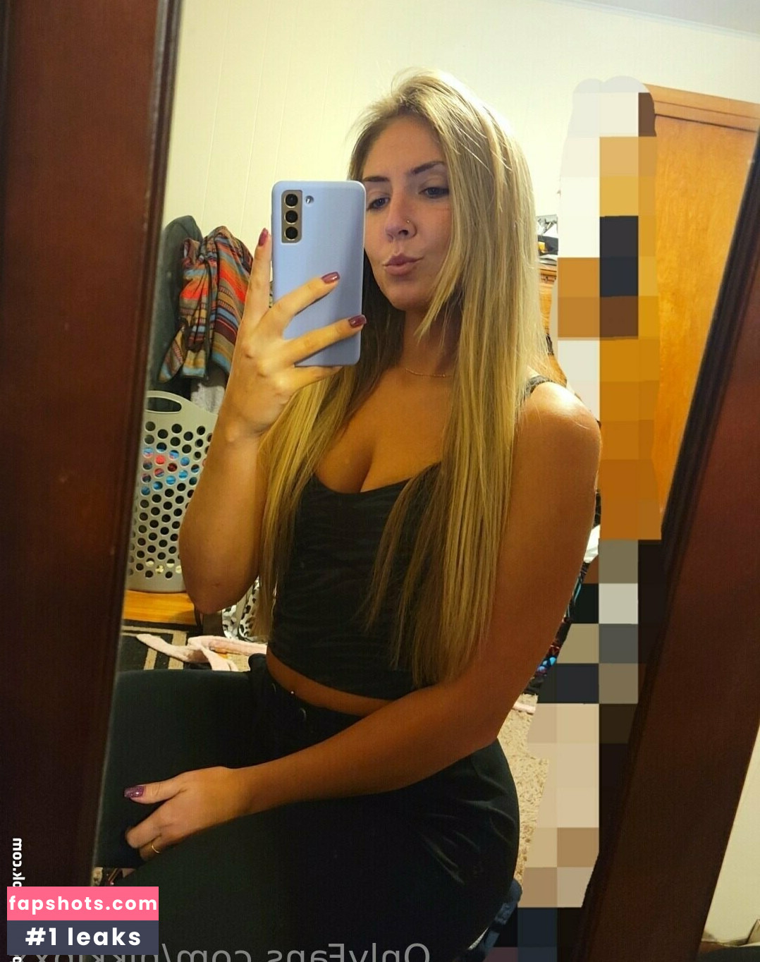 Nikkipxx Filtración Desnuda OnlyFans Foto #15 - Fapshots