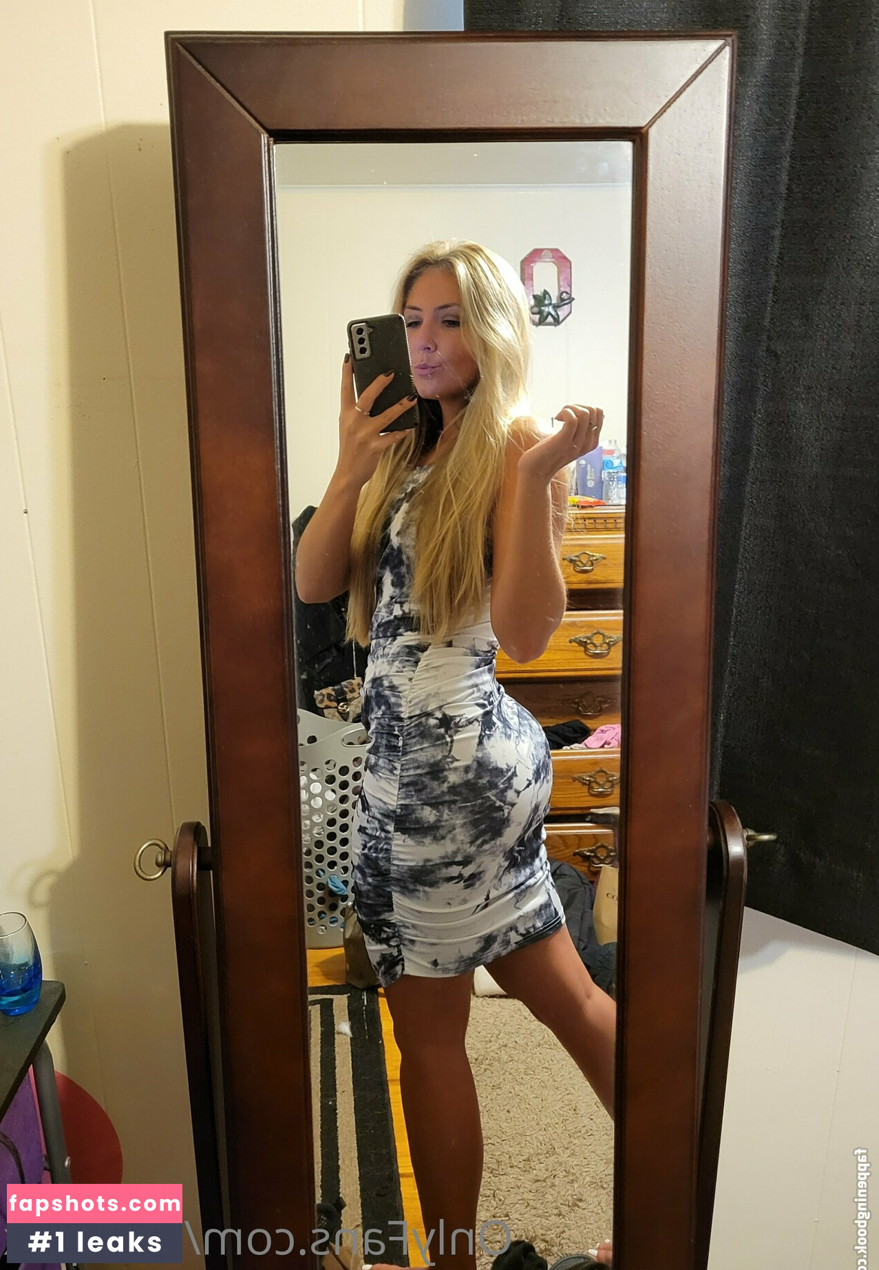 Nikkipxx Filtración Desnuda OnlyFans Foto #27 - Fapshots