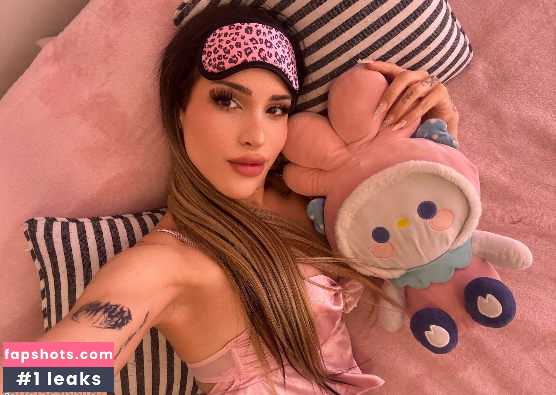 nikkitaslayer gallery photo #25