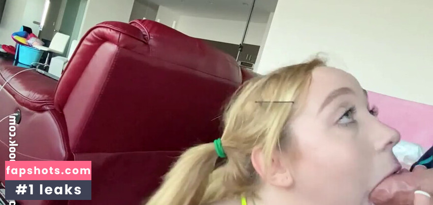 Nikole Nash gallery photo #32