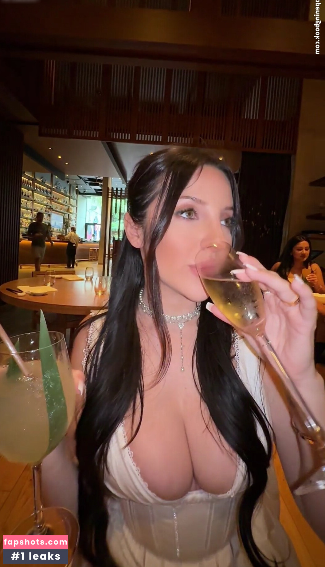 Nikoleta Milenova gallery photo #4