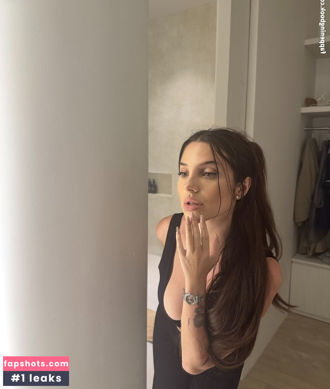 Nikoleta Milenova gallery photo #56