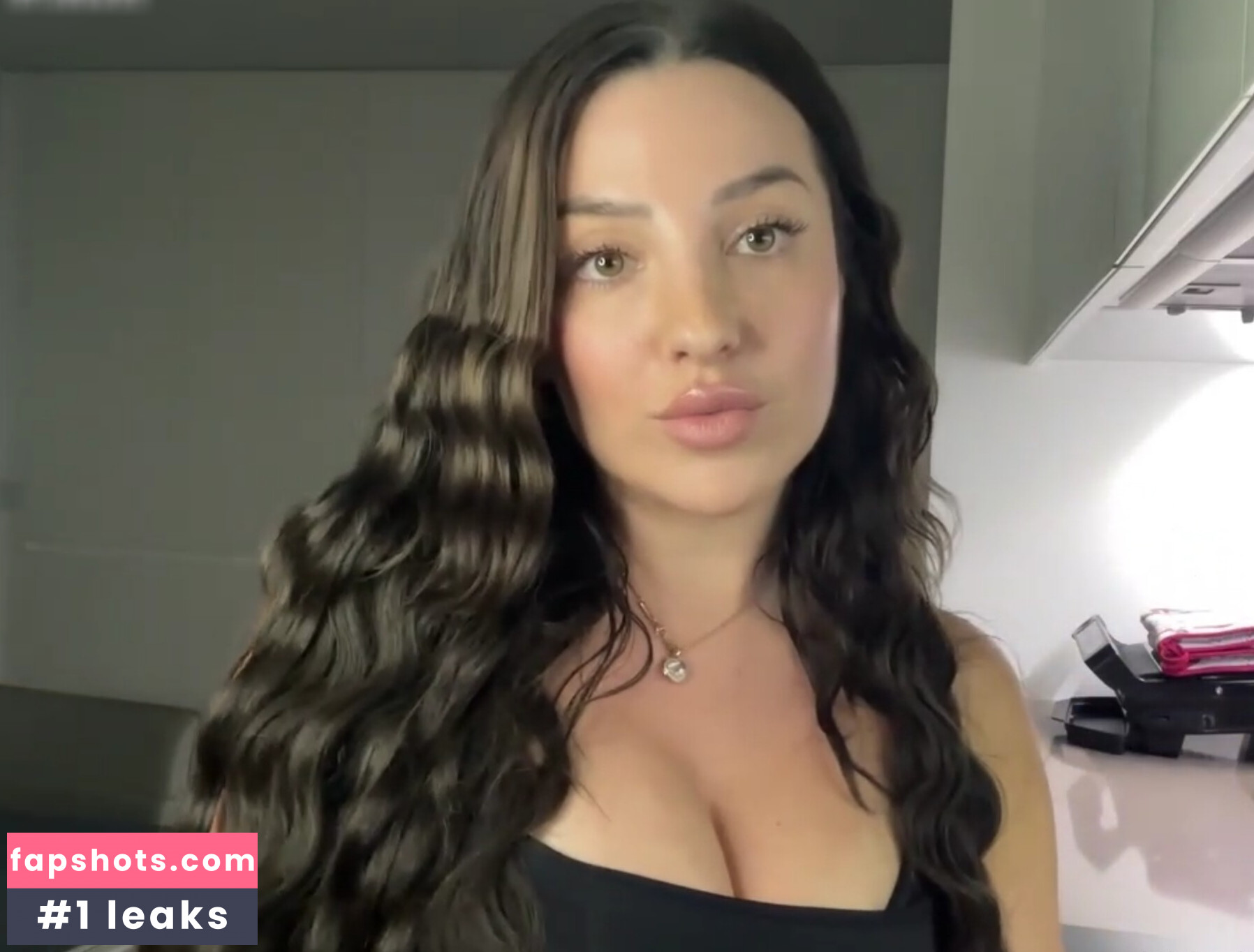 Nikoleta Milenova gallery photo #82