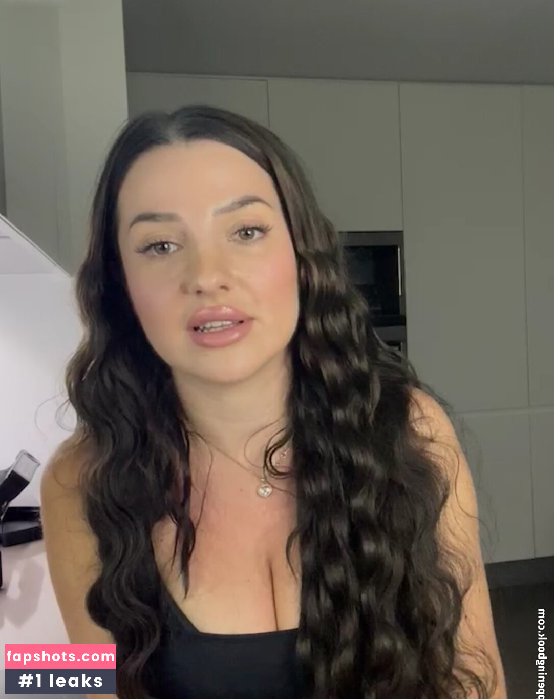 Nikoleta Milenova gallery photo #92