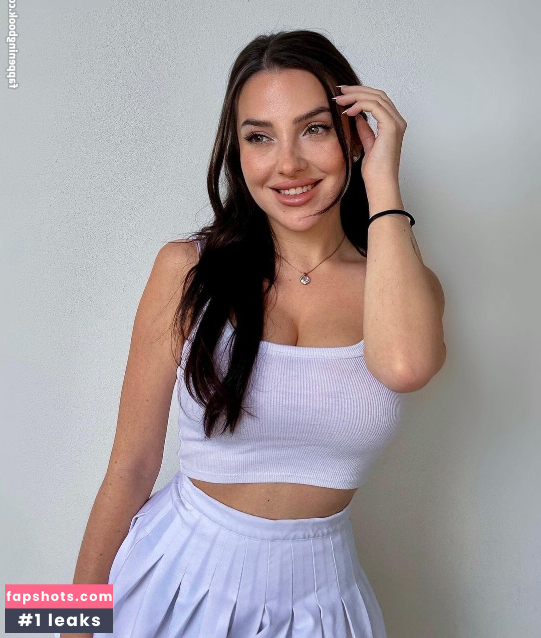 Nikoleta Milenova gallery photo #98