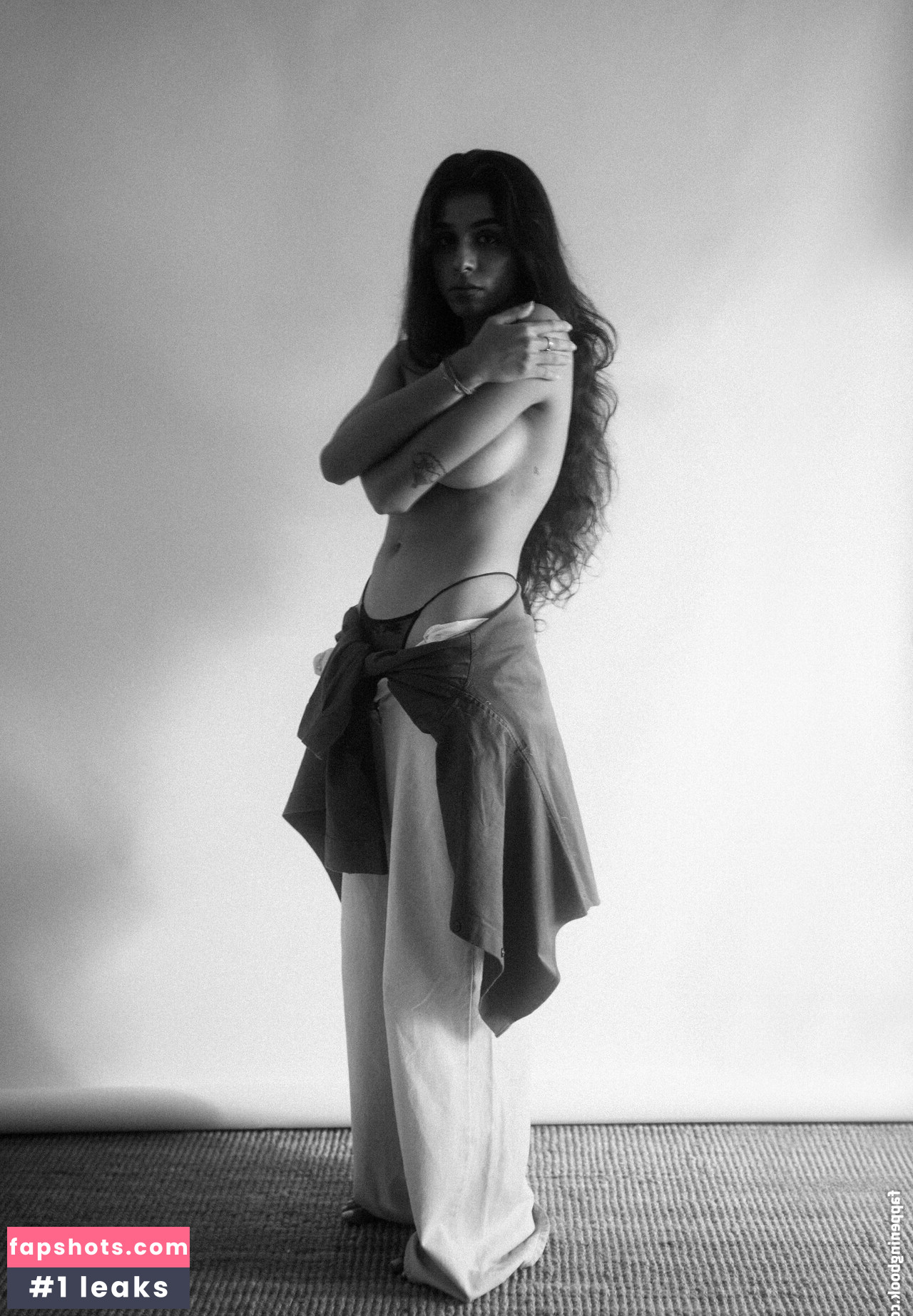 niktamshra gallery photo #12