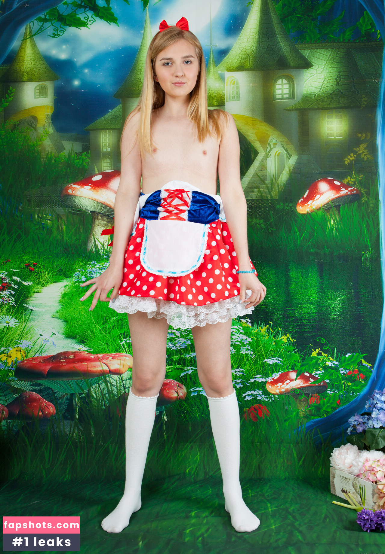 Nimfa gallery photo #13