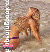 Nina Agdal gallery photo #1018