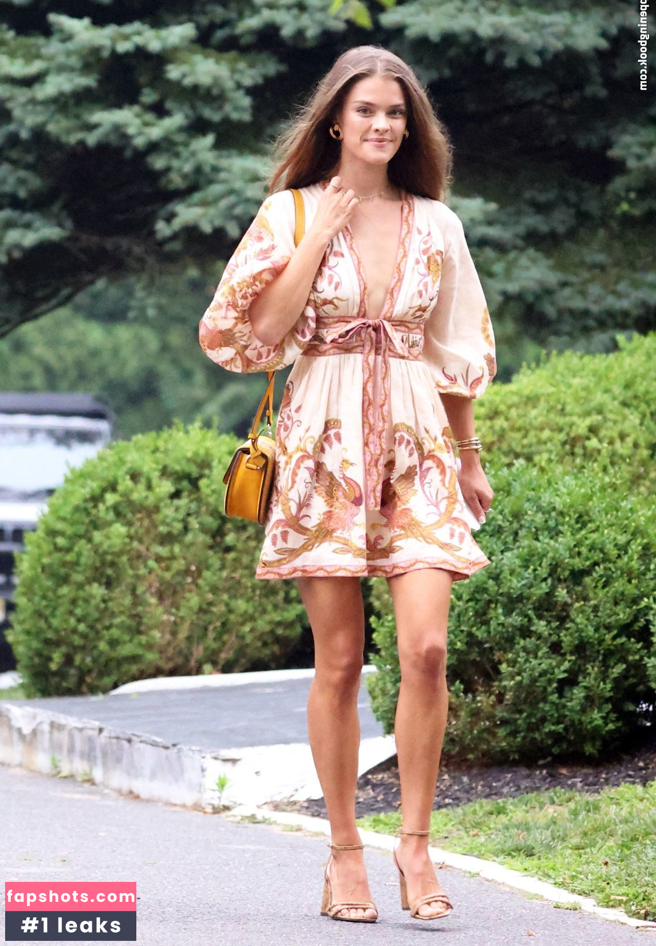 Nina Agdal gallery photo #1193