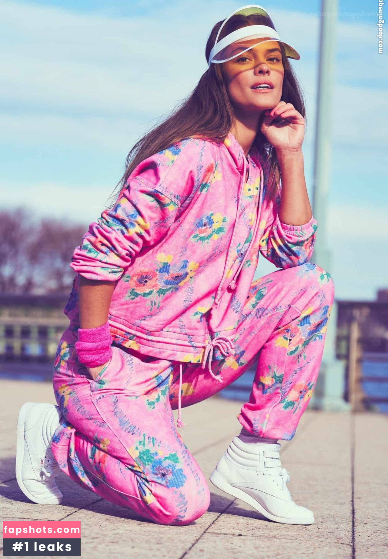 Nina Agdal gallery photo #1228