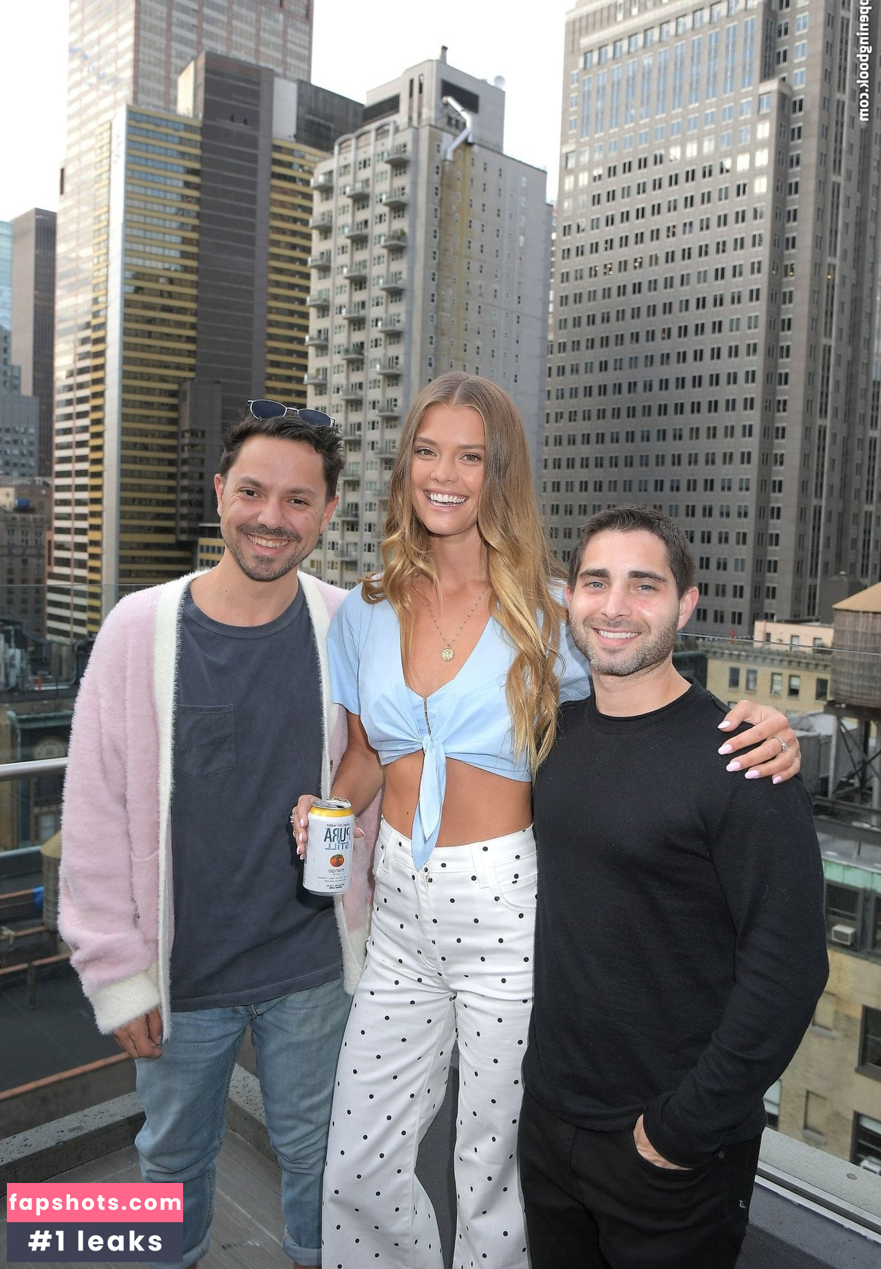 Nina Agdal gallery photo #1360