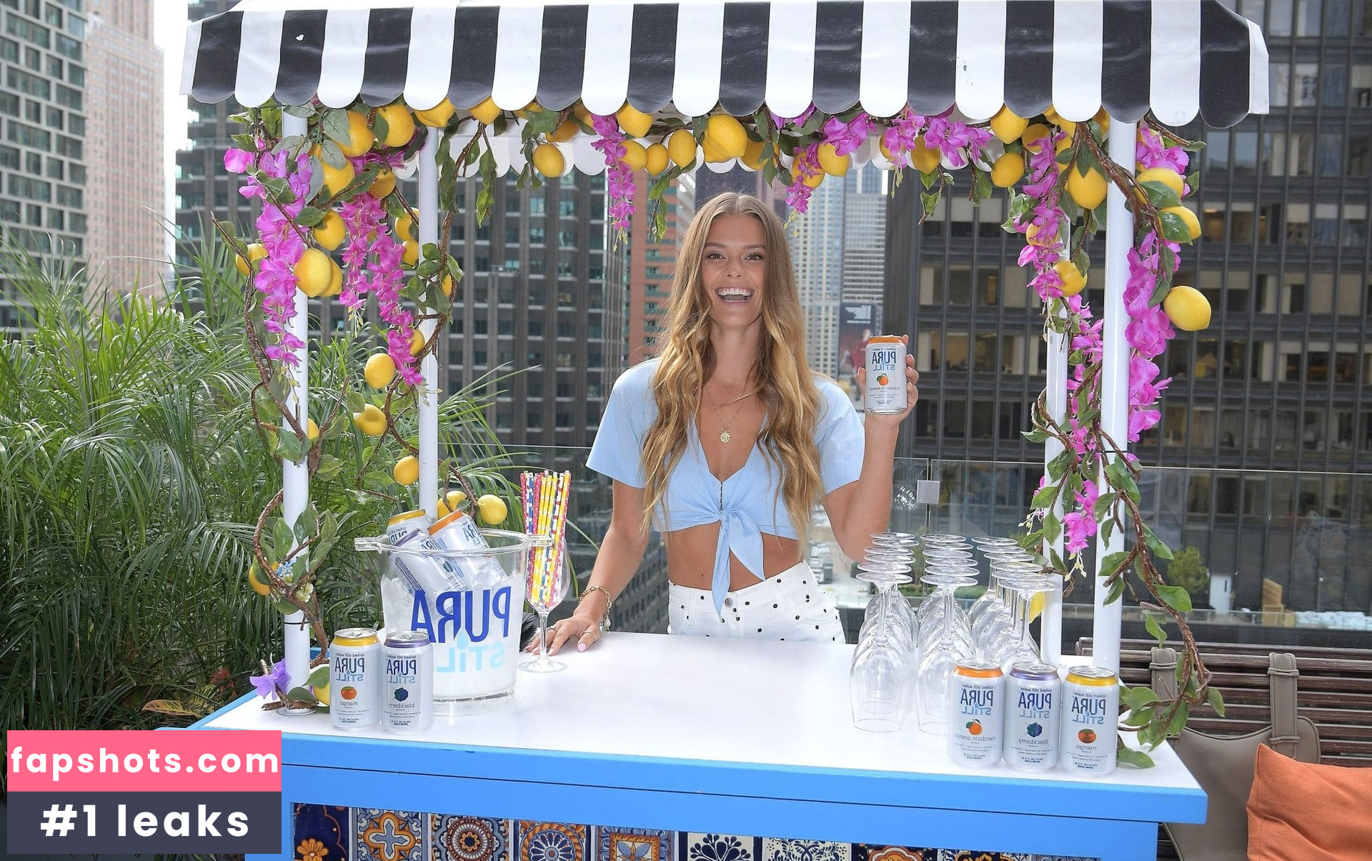 Nina Agdal gallery photo #1373