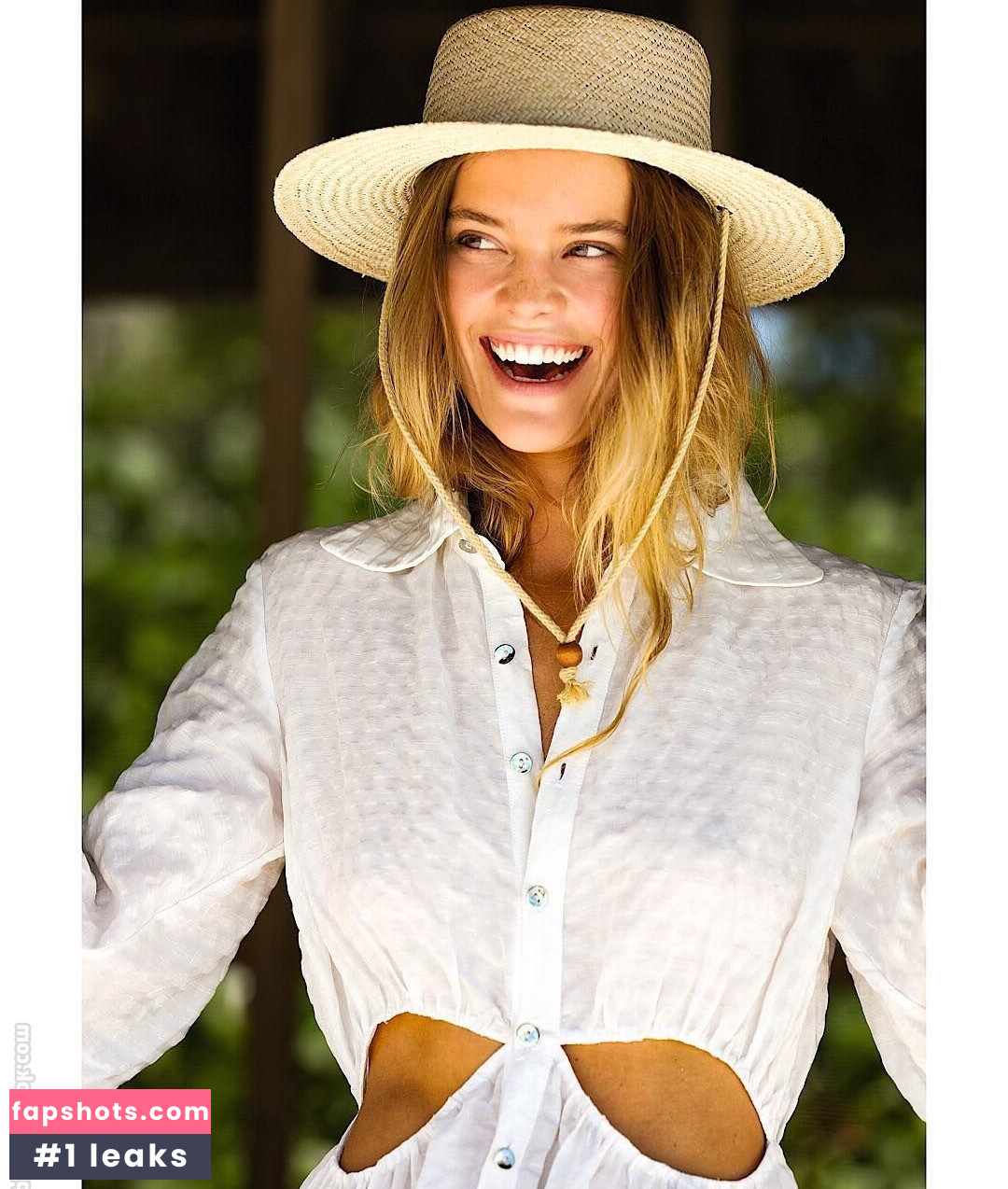 Nina Agdal gallery photo #1491