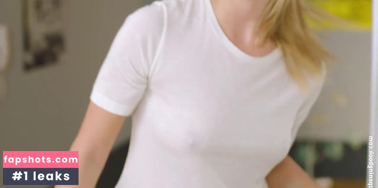 Nina Agdal gallery photo #1501