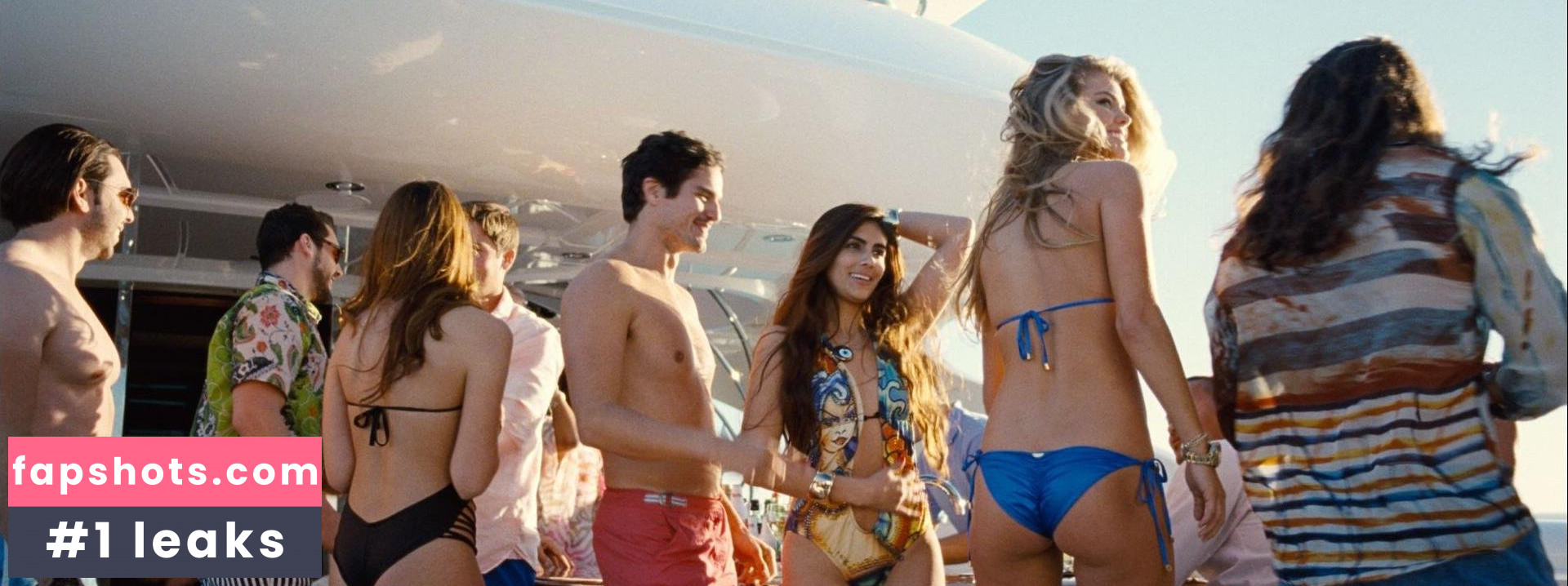 Nina Agdal gallery photo #1518