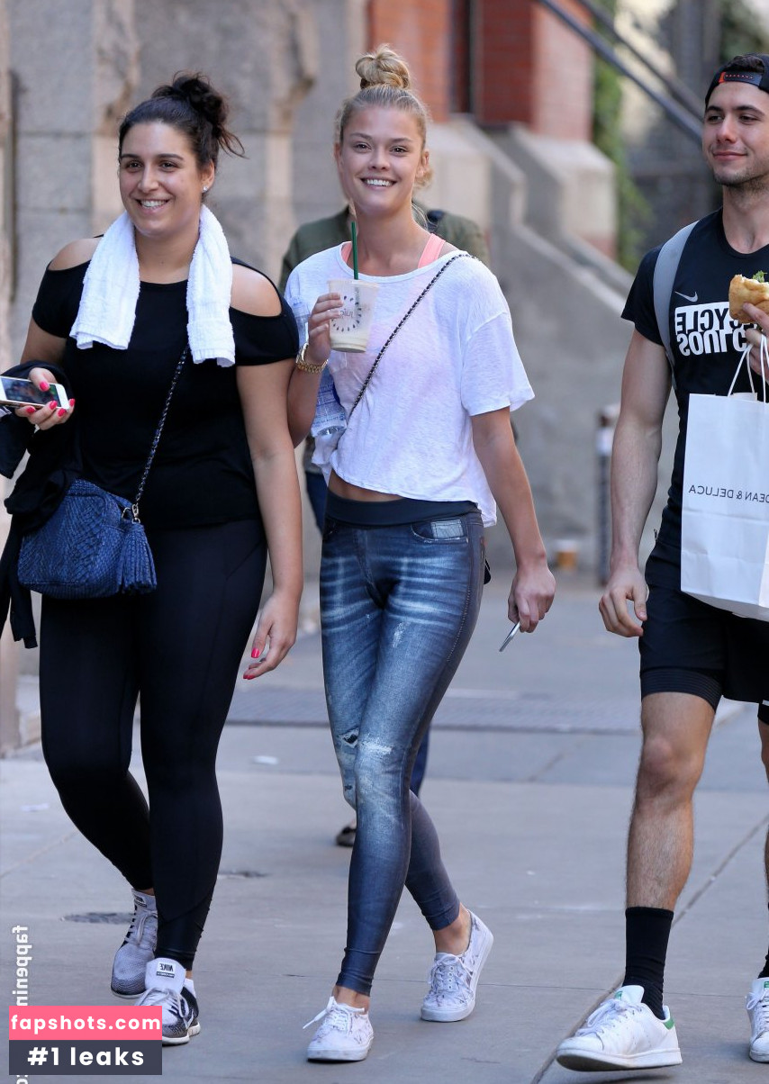 Nina Agdal gallery photo #1767