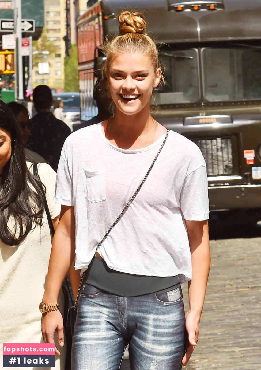Nina Agdal gallery photo #1783