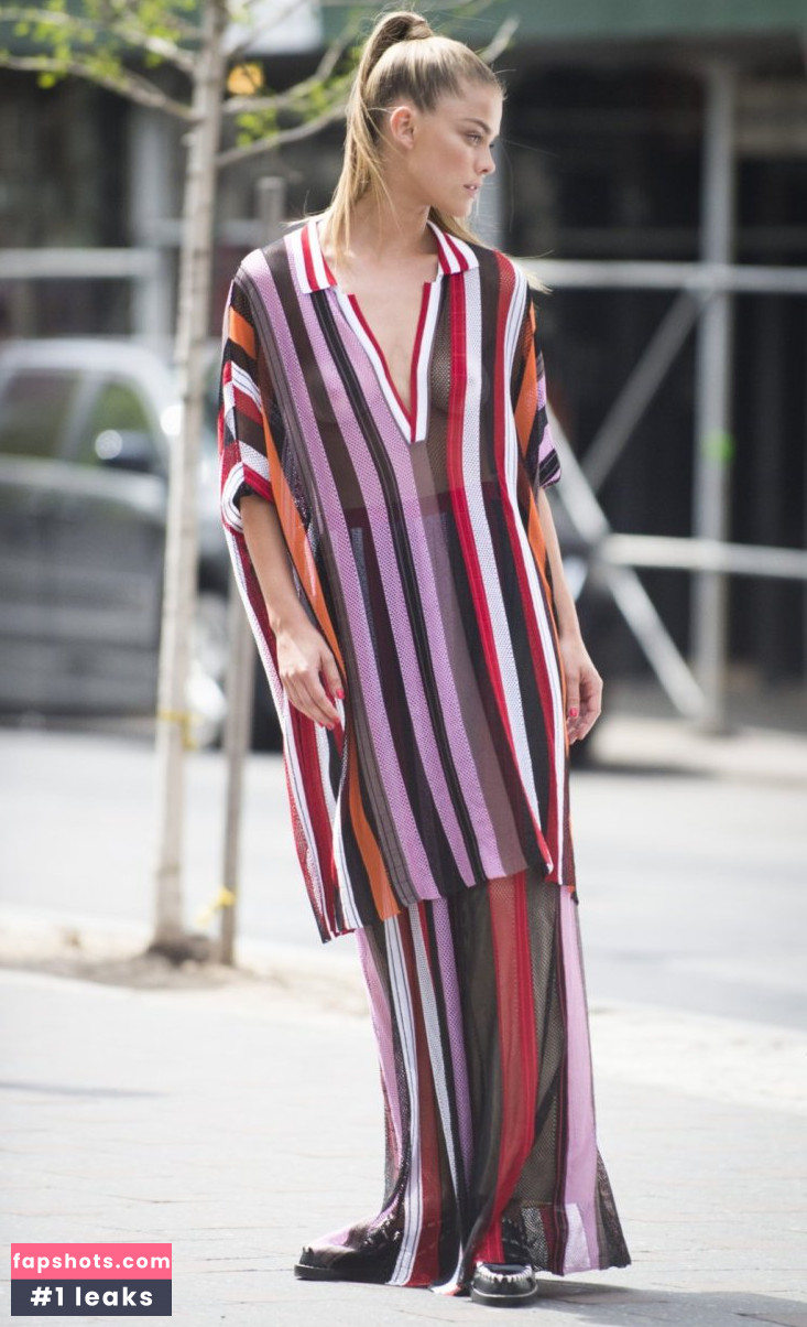 Nina Agdal gallery photo #1789