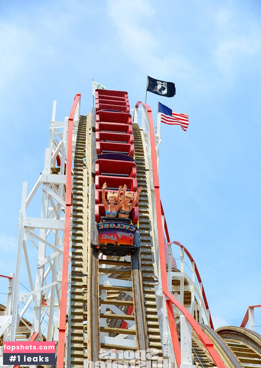 Nina Agdal gallery photo #1831