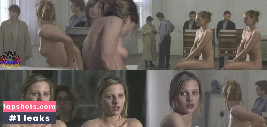 Nina Bagusat gallery photo #11