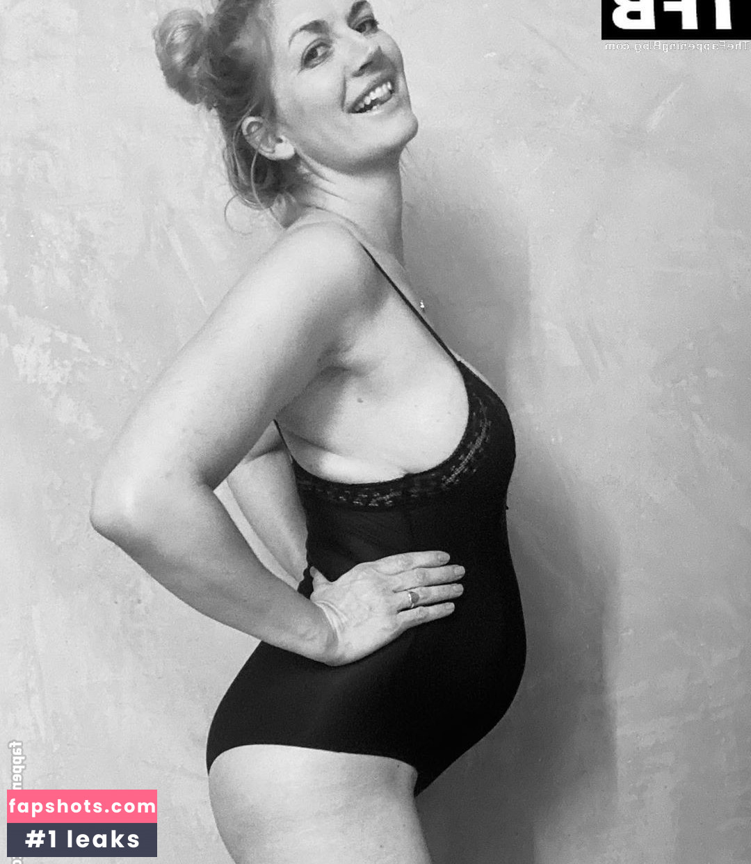 Nina Bott Nude Leaks OnlyFans Photos #82 - LeakJerk