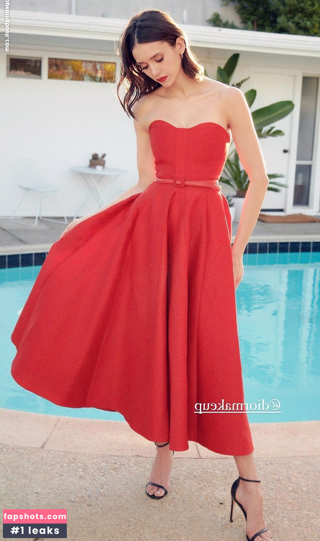 Nina Dobrev gallery photo #1078