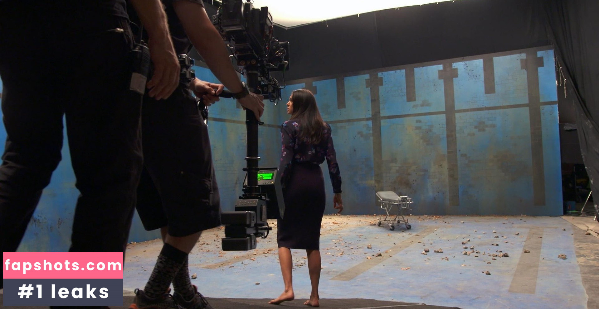 Nina Dobrev gallery photo #1104