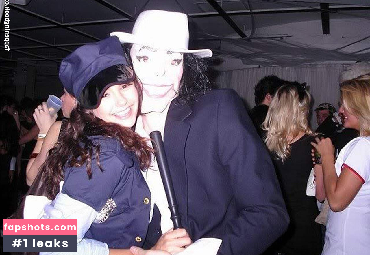 Nina Dobrev gallery photo #1193