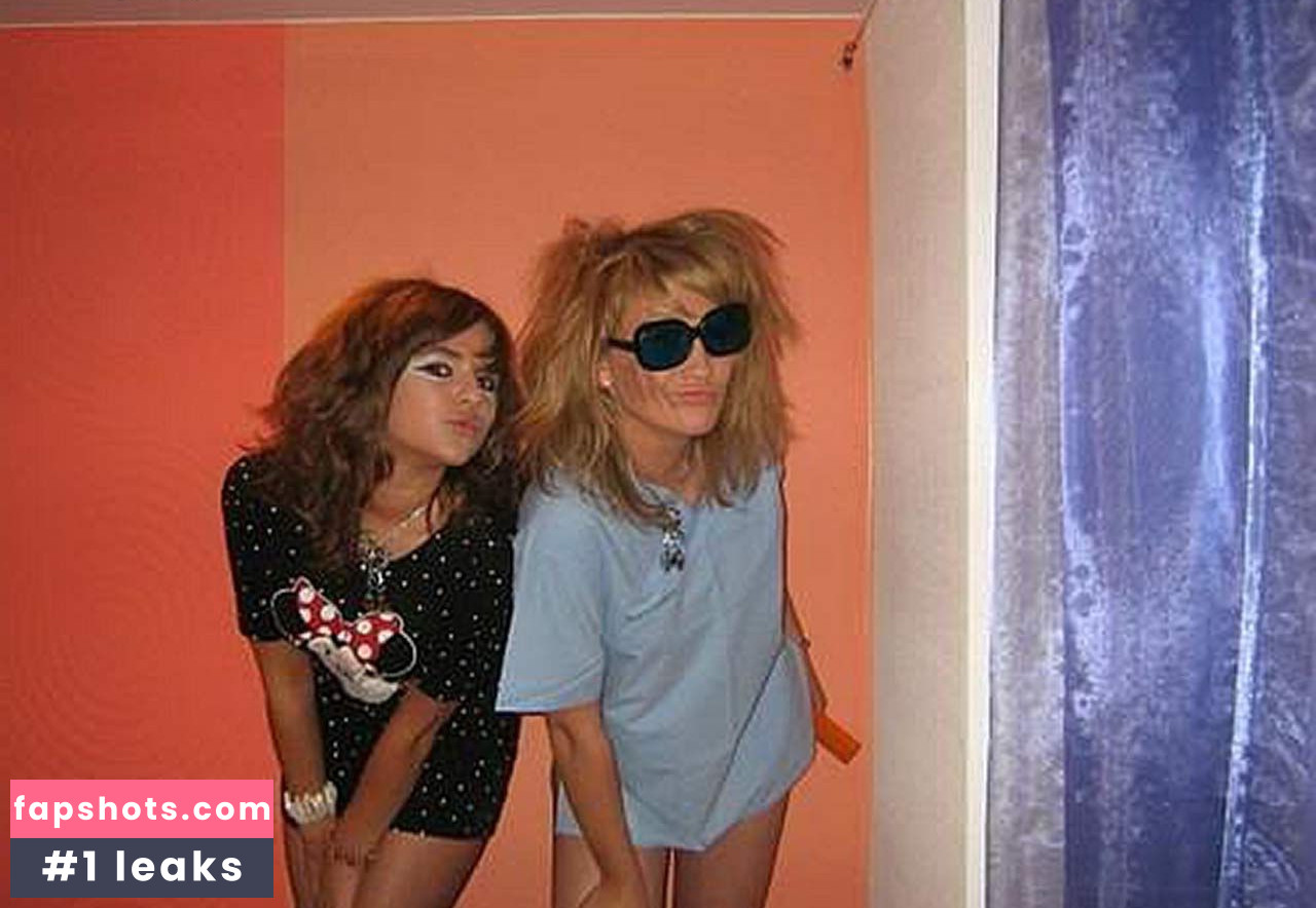 Nina Dobrev gallery photo #1199