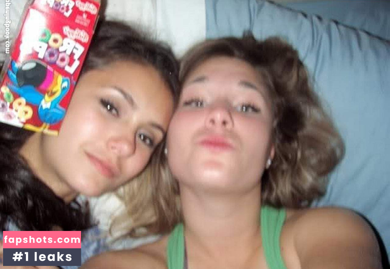 Nina Dobrev gallery photo #1202