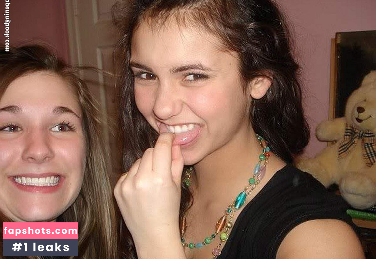 Nina Dobrev gallery photo #1209