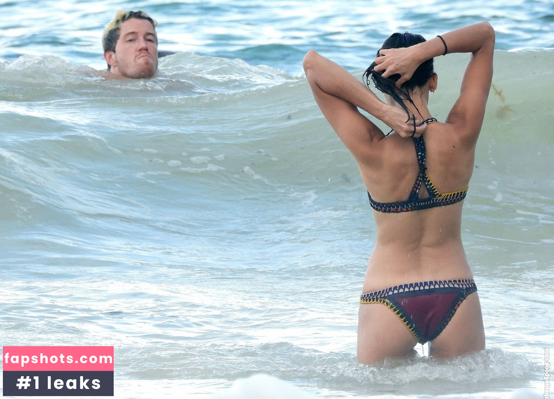 Nina Dobrev gallery photo #1331