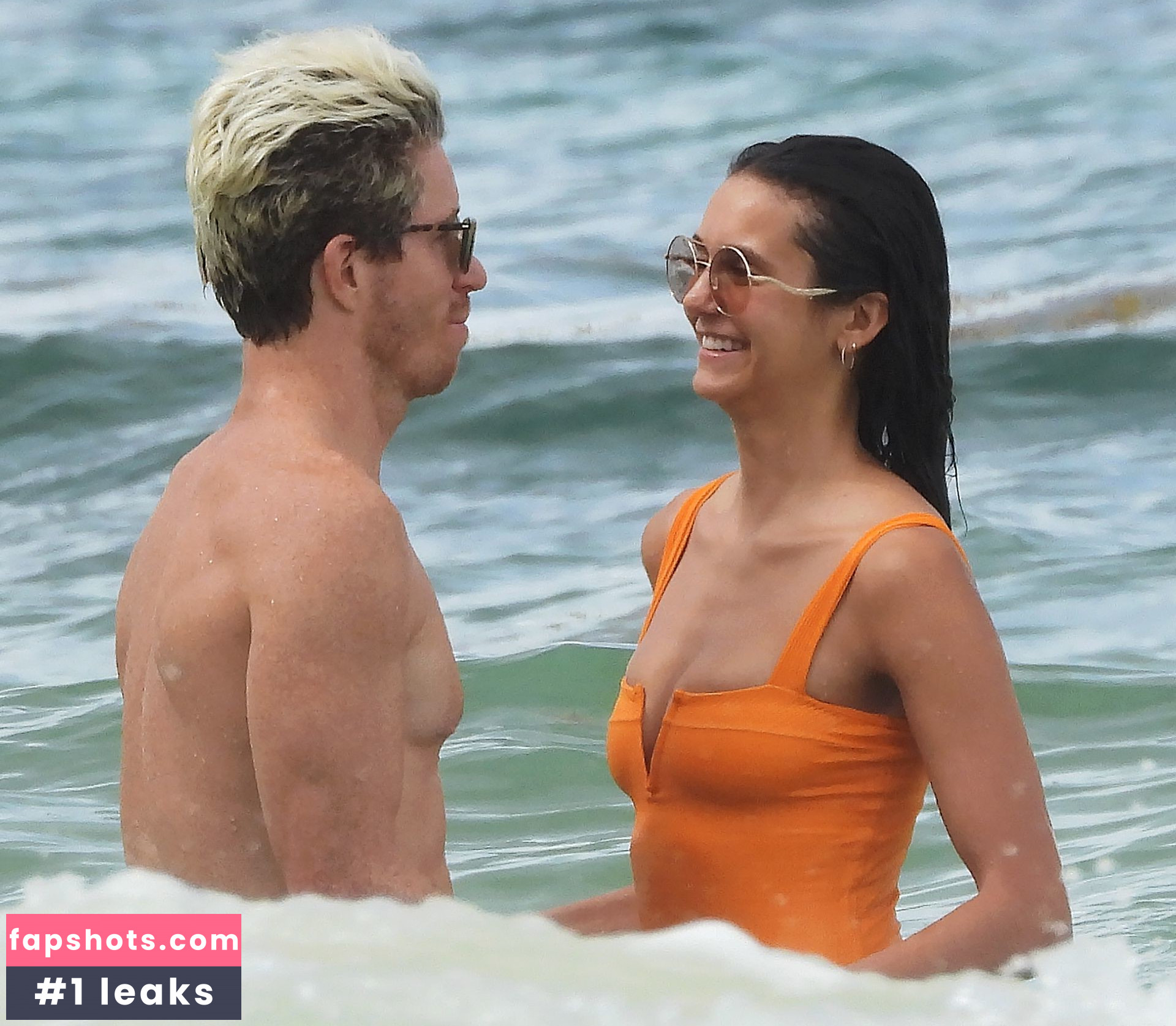 Nina Dobrev gallery photo #1379