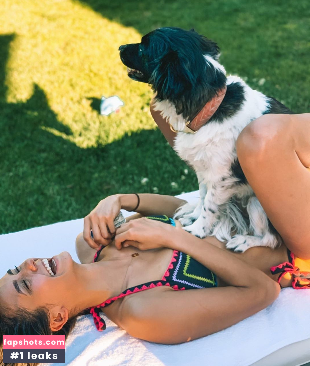 Nina Dobrev gallery photo #1505