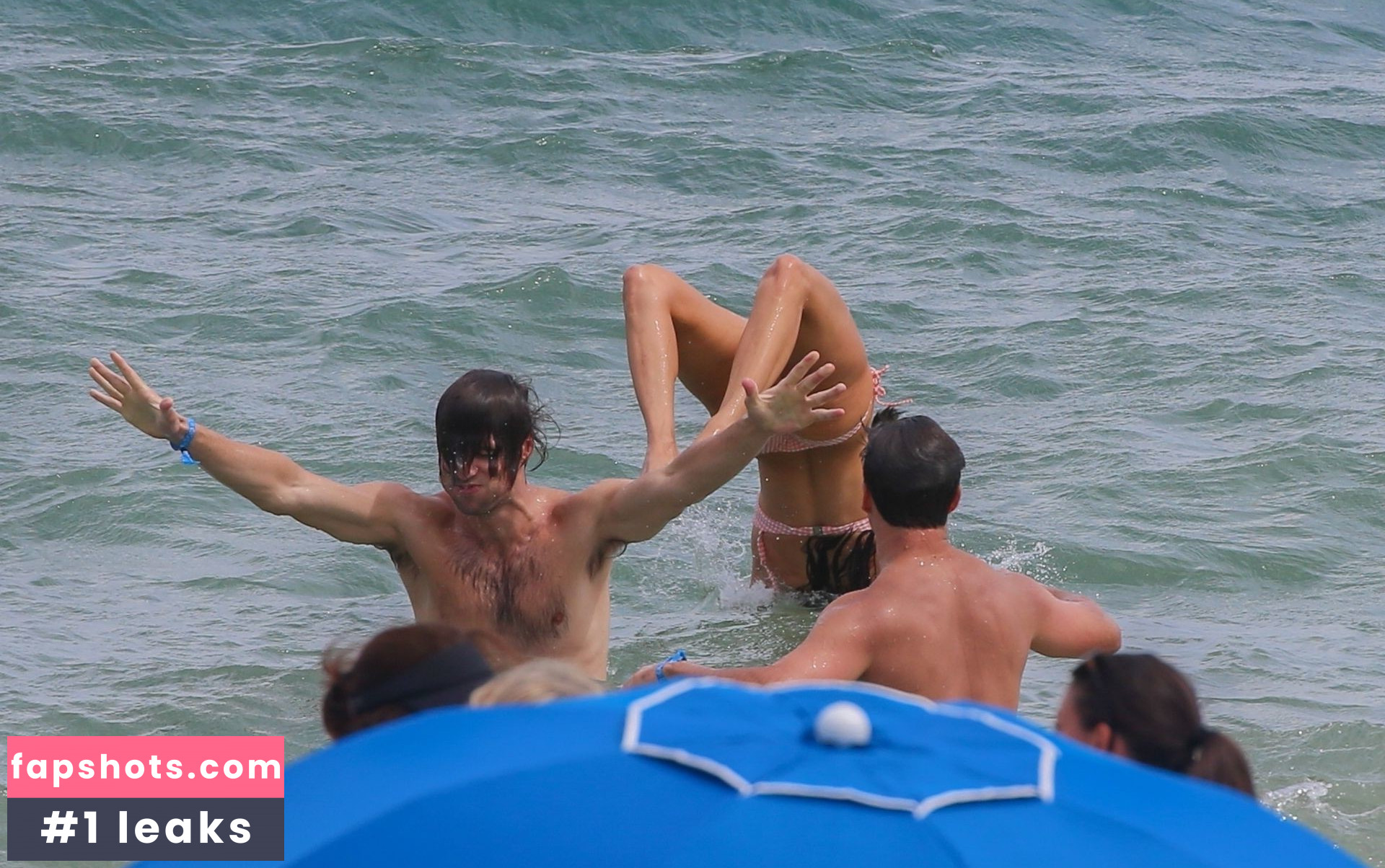 Nina Dobrev gallery photo #1606