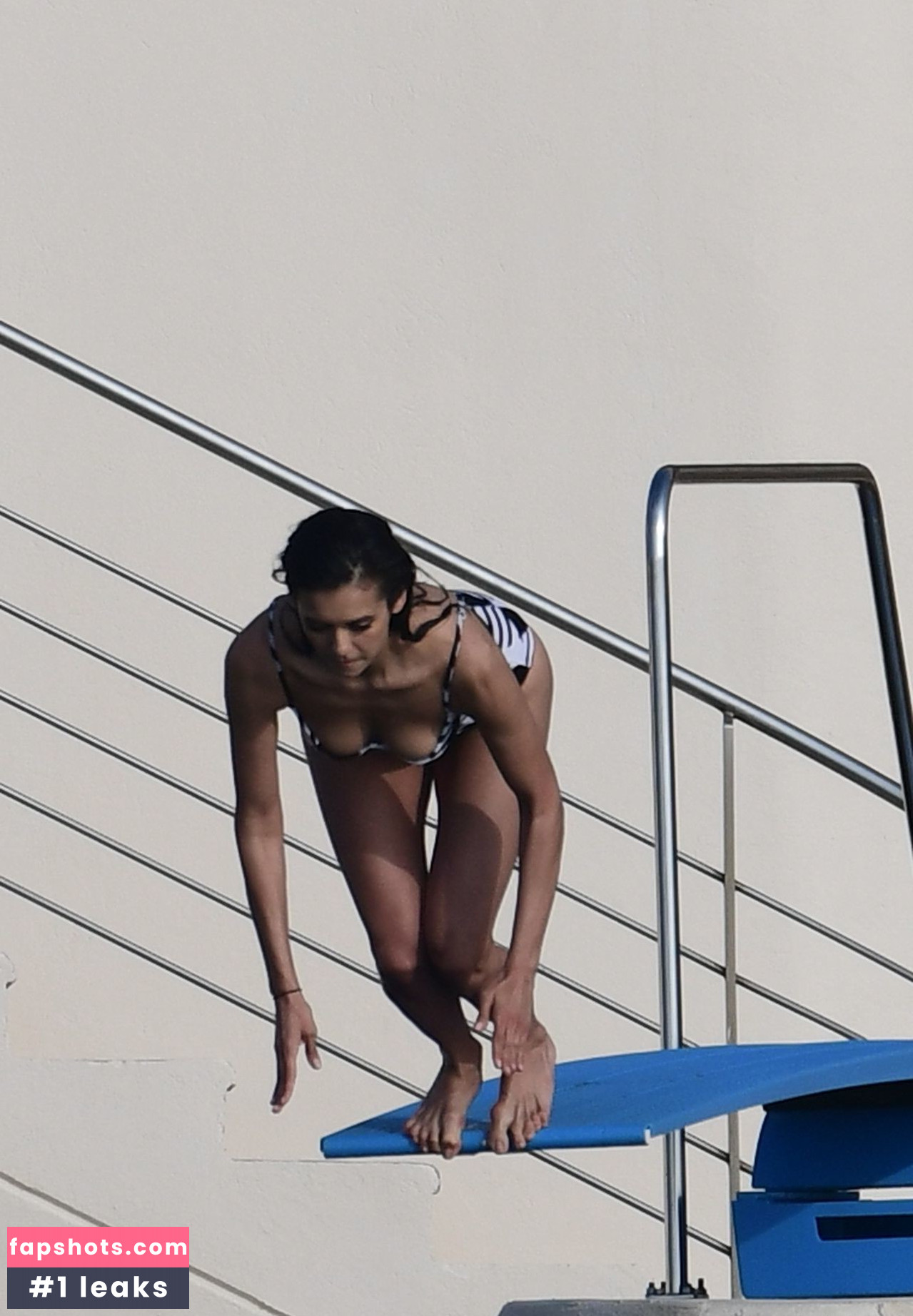 Nina Dobrev gallery photo #1624