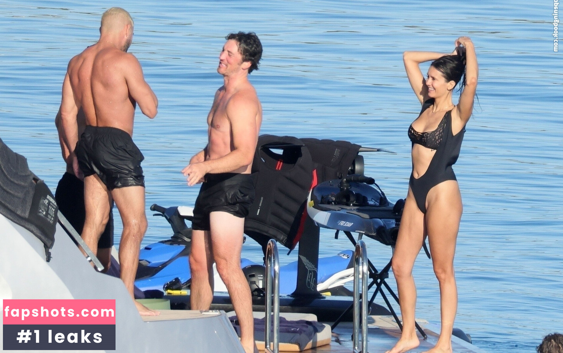 Nina Dobrev gallery photo #165