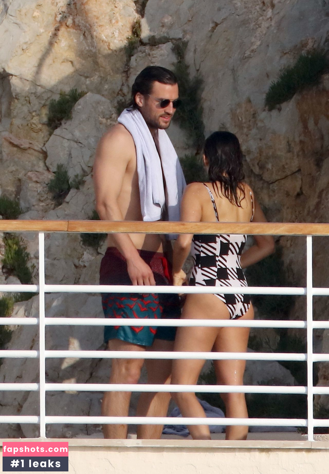 Nina Dobrev gallery photo #1650