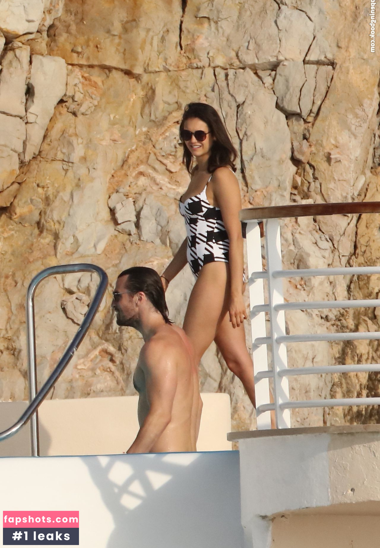 Nina Dobrev gallery photo #1674