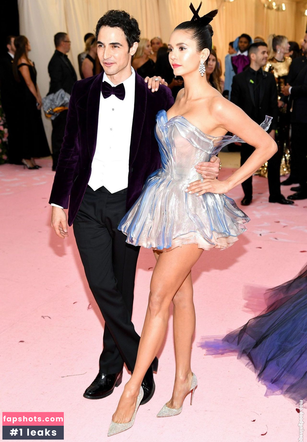 Nina Dobrev gallery photo #1686